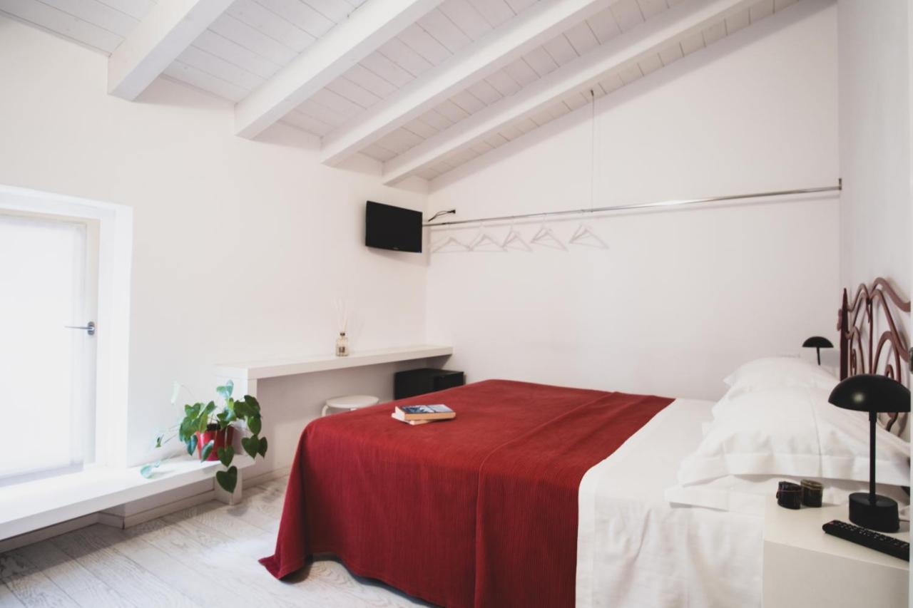 Casa Fola - City Centre Rooms Verona Buitenkant foto