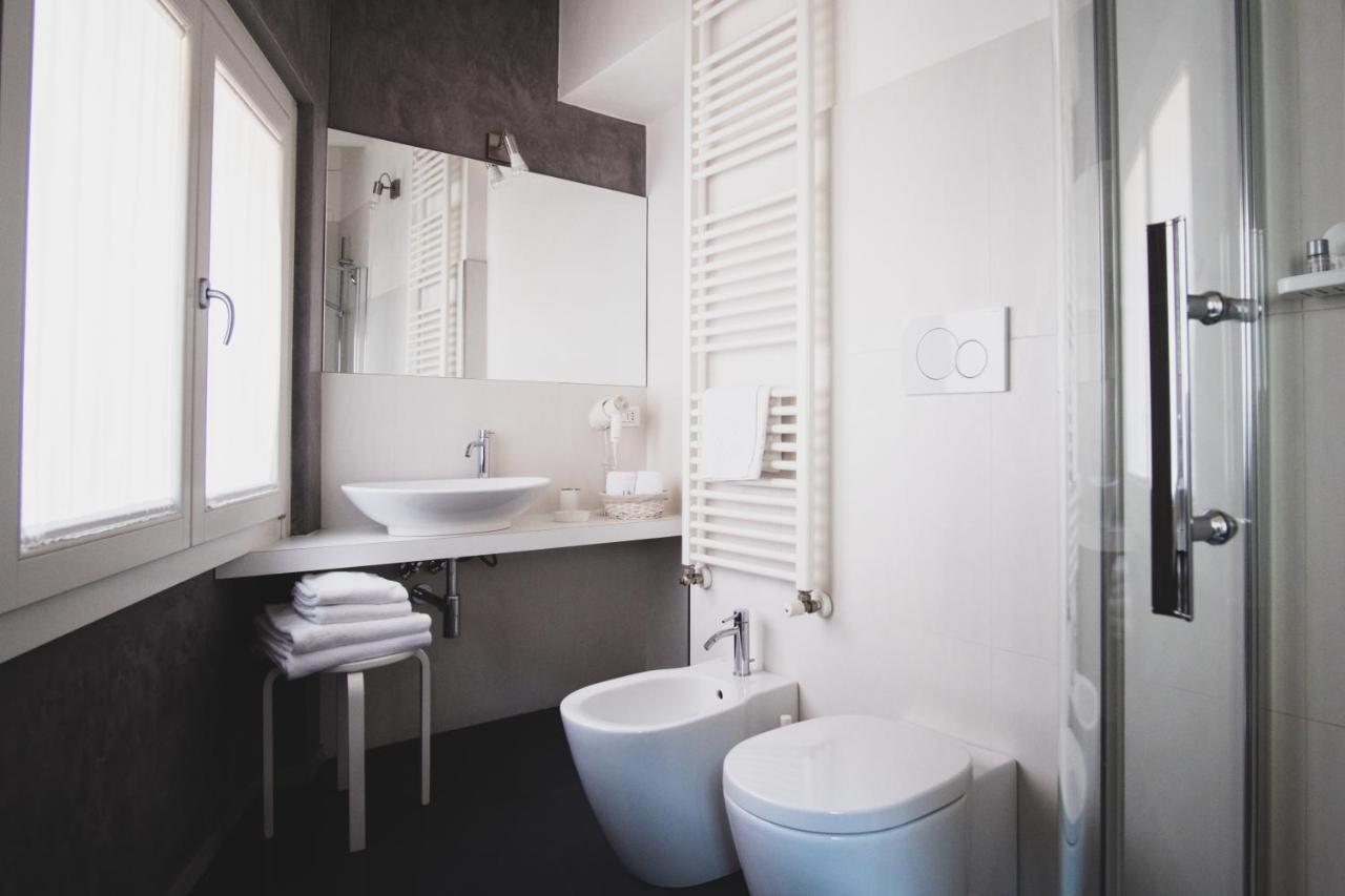 Casa Fola - City Centre Rooms Verona Buitenkant foto