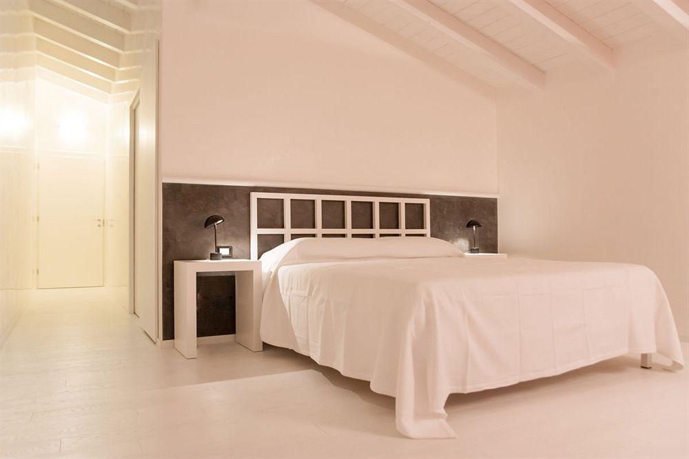 Casa Fola - City Centre Rooms Verona Buitenkant foto